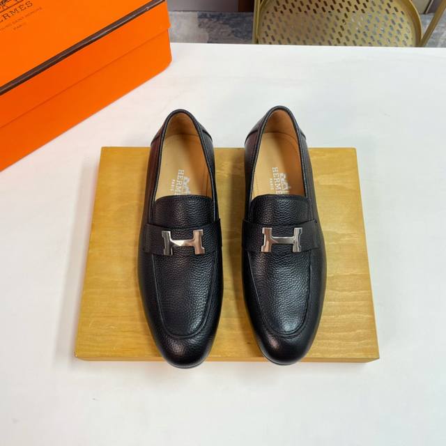 Hermes 爱马仕 P: Size:39-44 38.45.定做 爱马仕高端男士正装鞋休闲皮鞋，绅士臻享 型男必备 意大利进口头层牛皮鞋面 皮质质感一览无余